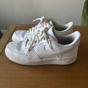Nike Women's Air Force 1 size 9